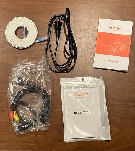 Yaber プロジェクター　Pro V7