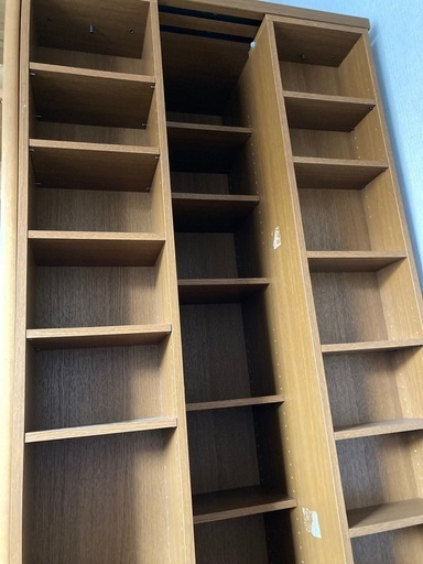 超爆安 スライド本棚 善行の収納家具《本棚》の中古あげます (たなか) 本棚・本収納