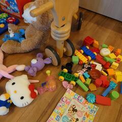 【引き渡し決定】アンパンマン、ボーネルンド、ミッキー、ブリオ、知育玩具、おもちゃまとめ売りの画像