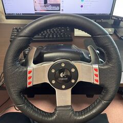 Logicool G27 ハンドルコントローラーの画像