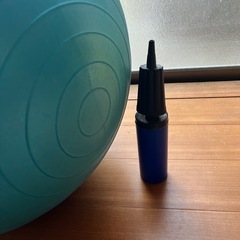 バランスボール空気入れ付きの画像