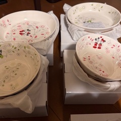 新品ディズニー食器などの画像