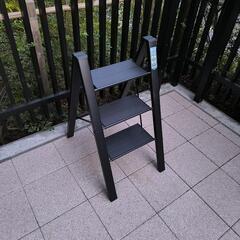 折りたたみ脚立