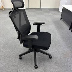 サンワダイレクト メッシュチェア ヘッドレスト 腰当 肘あて可動 座面前後調整 ロッキング パソコンチェア オフィスチェアの画像
