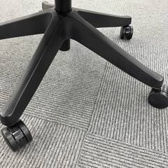 サンワダイレクト メッシュチェア ヘッドレスト 腰当 肘あて可動 座面前後調整 ロッキング パソコンチェア オフィスチェアの画像