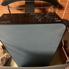 東芝ズボンプレッサースタンド式HTPーt100の画像