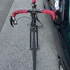 クロスバイク　自転車　ロードバイクの画像