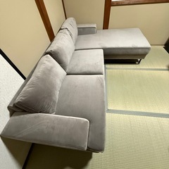 新品同様 LOWYA ロウヤ カウチソファセット 3人掛け ベルベット調 グレー