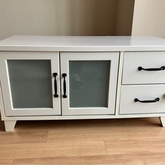 テレビ台　