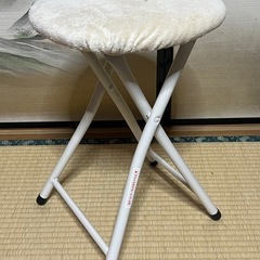 美品　折り畳み椅子　2
