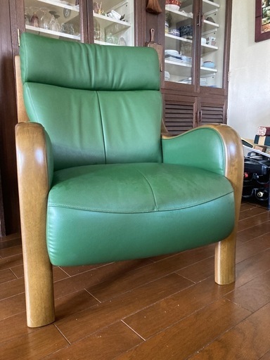 カリモク1人掛けソファ