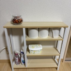 【値下げ】トイレットペーパー収納ラックの画像
