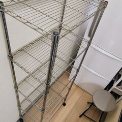スチールラックの画像