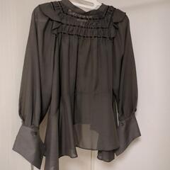 ブラウス✱LERASE　✨新品の画像