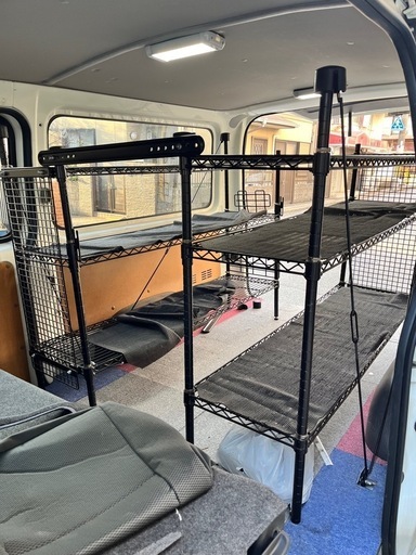 ハイエースの職人棚