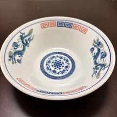ラーメンどんぶりの画像