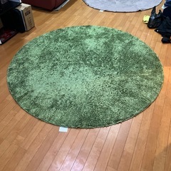 直径180センチのラグマット
