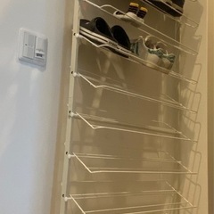 突っ張り壁面薄型シューズラックの画像