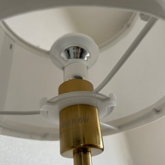 IKEA テーブルランプ RINGSTA ホワイト×ゴールドの画像