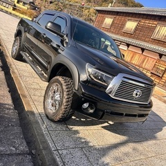 トヨタ　タンドラ　アメ車　リフトアップ　カスタム多数　