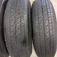 ハイエース200 195/80R15 ホワイトレターの画像