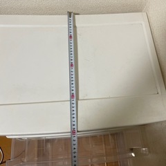 プラスチック収納ボックスの画像