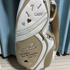 レディースゴルフクラブセットの画像