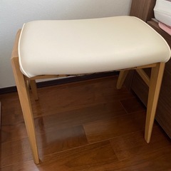 ニトリ　スツール