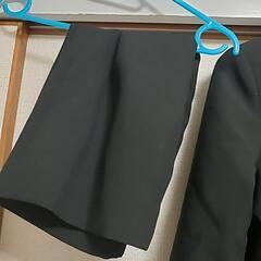 数回使用のみ※レディーススーツ 夏用★冠婚葬祭☆の画像