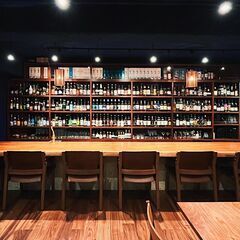 【完全週休2日×残業代全額支給】大門駅前のダイニングBAR＼月給33.8万円以上／の画像