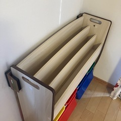 子ども絵本おもちゃ収納の画像