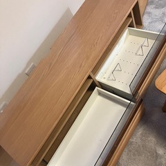 木製組木　テレビ台　ガラス戸の画像