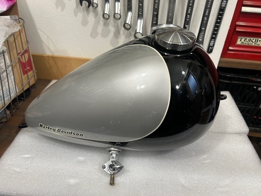 エッグタンク カスタムタンク ハーレー