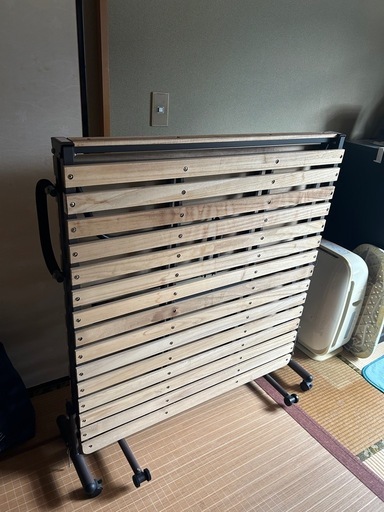 【取引先決まりました】折りたたみすのこパイプベッド
