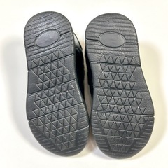 【美品】17センチ　キッズスニーカー　¥2,750　くまさんシューズ　ブラック の画像
