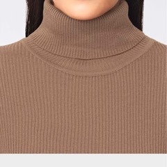 GUのリブタートルネックです☺️の画像