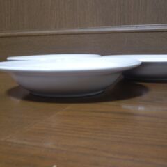 値下げ　CLASSY BEARの皿セットの画像
