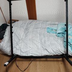 ベッドフレームの画像