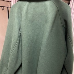メンスコートの画像