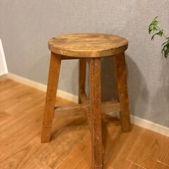 無垢木材　丸スツール  