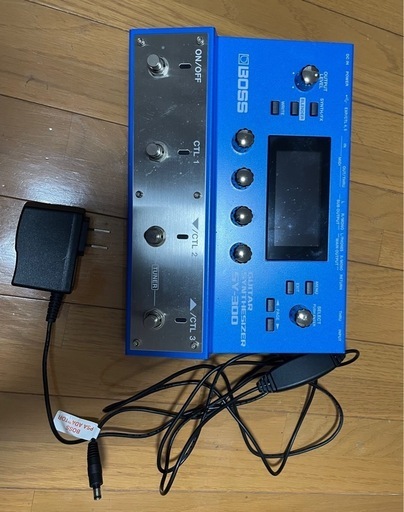 ギター、ベースがシンセになるBOSS SY-300 GUITAR SYNTHESIZER
