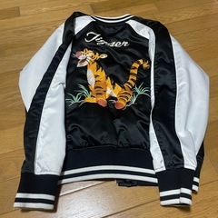 ティガースカジャンの画像