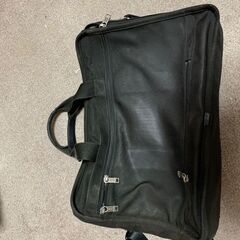 TUMI ビジネスバッグの画像