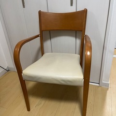 値下げ中【カリモク】ダイニングテーブル