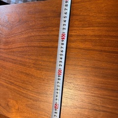 新古品　カウンターテーブルとイスの画像