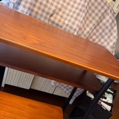 新古品　カウンターテーブルとイスの画像