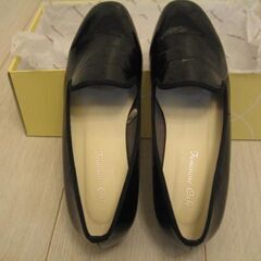 フラットパンプス　美品　の画像