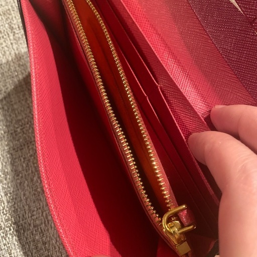 財布(PRADA) (てつ) 竹橋の小物《財布》の中古・古着あげます 財布(PRADA) (てつ) 竹橋の小物《財布》の中古・古着あげます