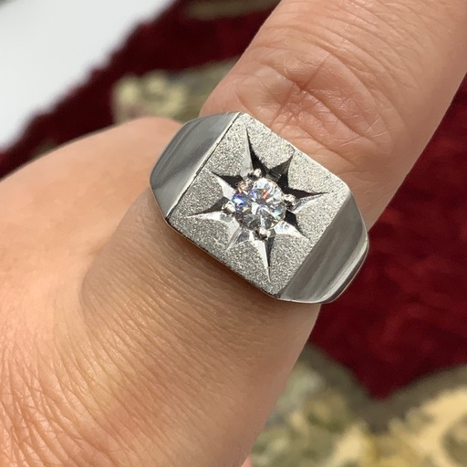 Pt900 プラチナ 印台　リング　23.2g 約18号　 0.377ct