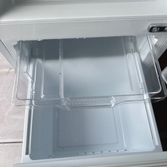 Hisense 冷蔵庫 HR-D15C  年式　2021年の画像